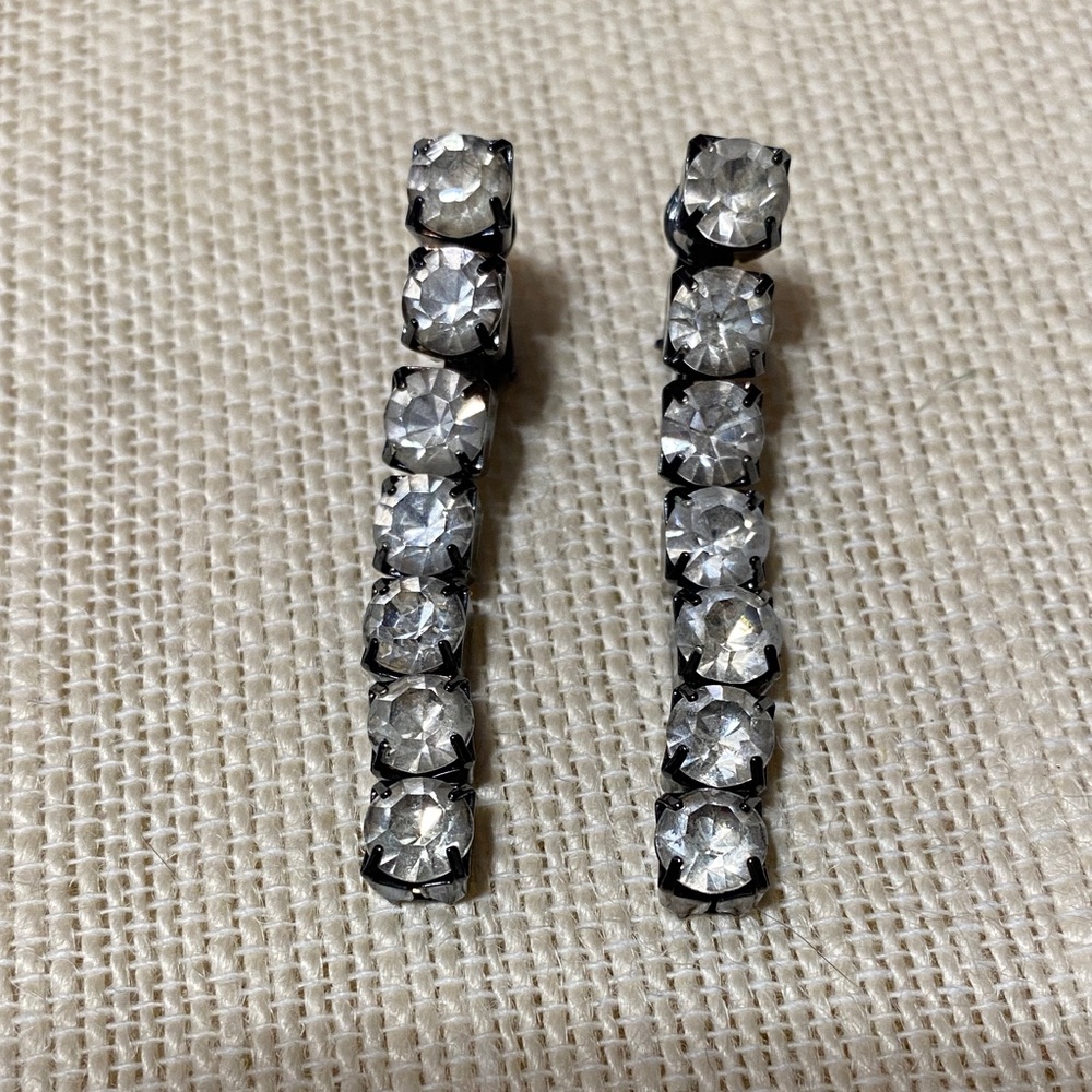 Vintage dangling rhinestone drop clip on Earrings